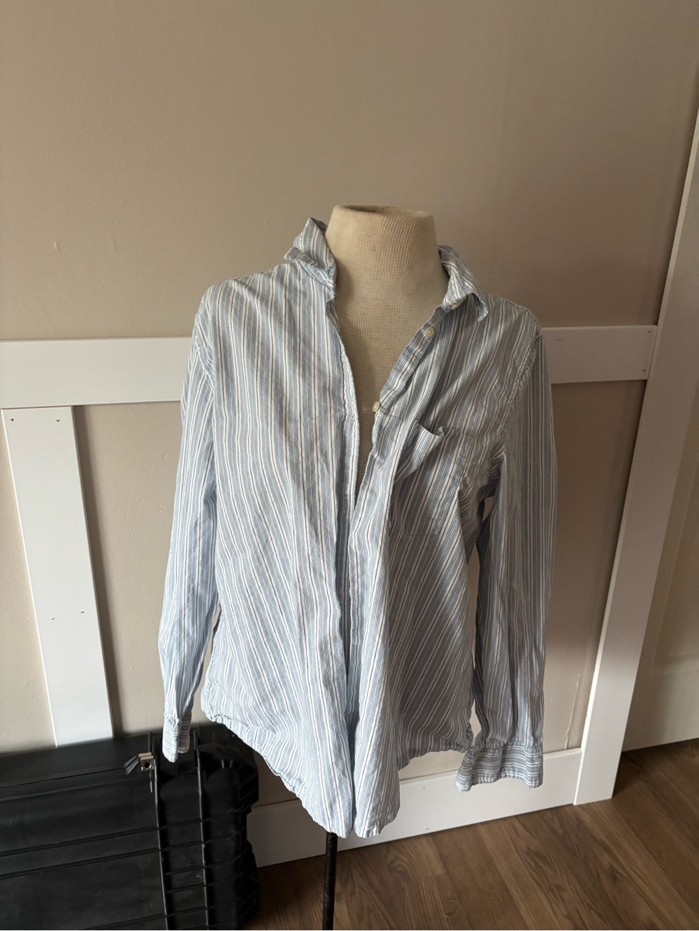 GAP 100% cotton Light Blue and White Striped Button-Down Shirt